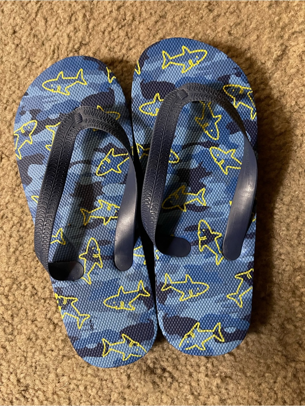 Kids Blue Shark Print Flip Flops. Size 10/11. New!